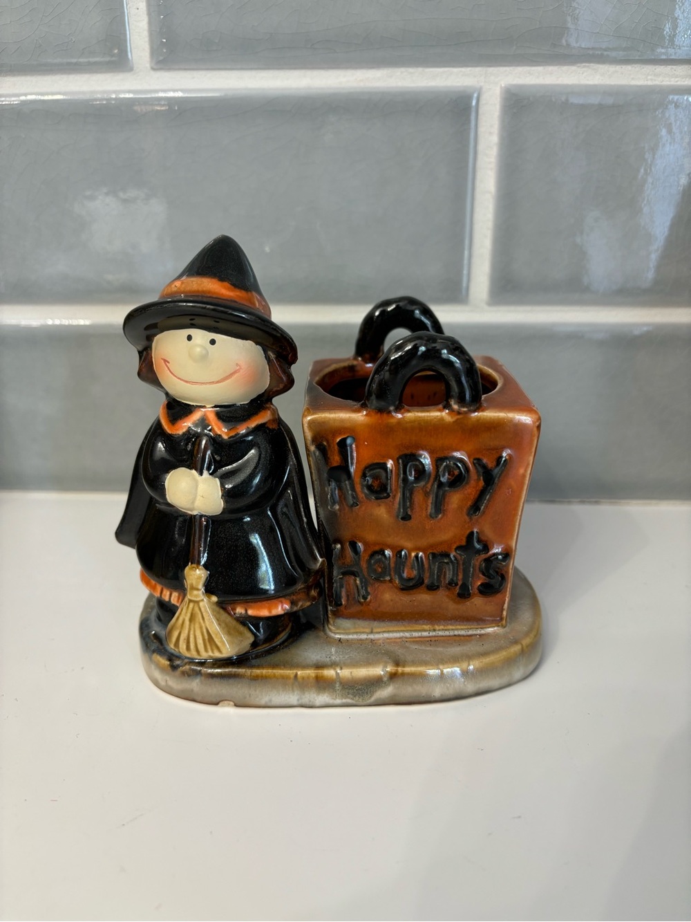 Yankee Candle Halloween witch votive holder